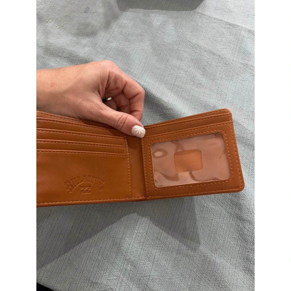Billabong Mens Bifold Wallet Tan Faux Leather ID Window Card Slots Surf Style
